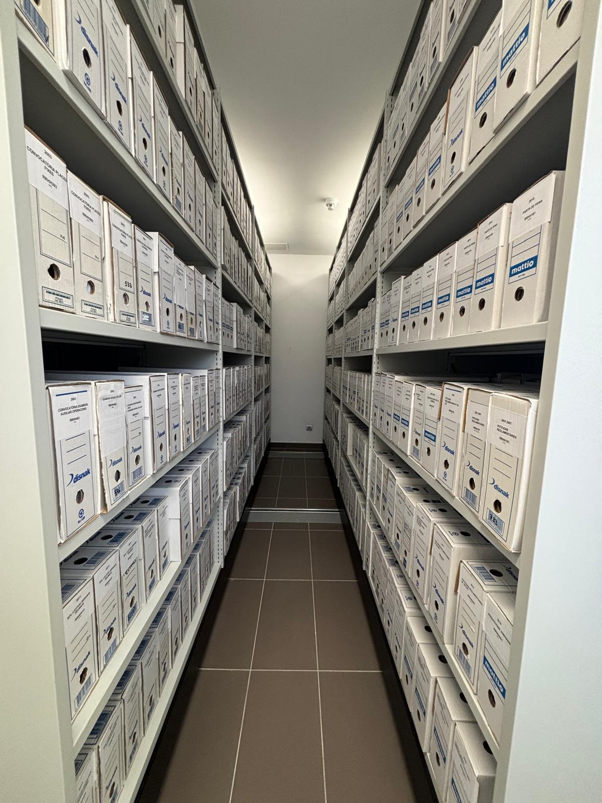 Prestatgeries de l'arxiu